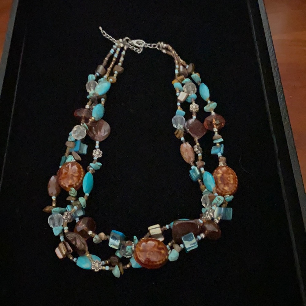 Multi layered necklace